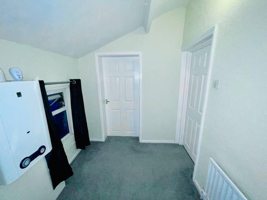 Darlington City Flat Экстерьер фото