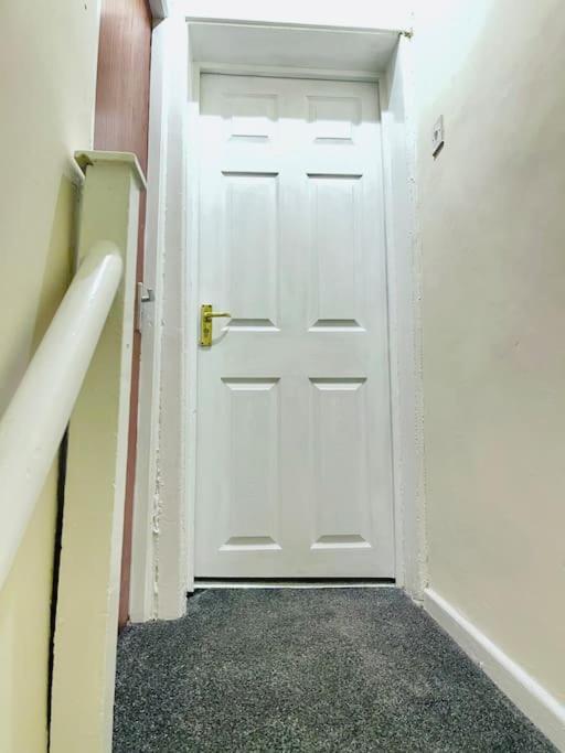 Darlington City Flat Экстерьер фото